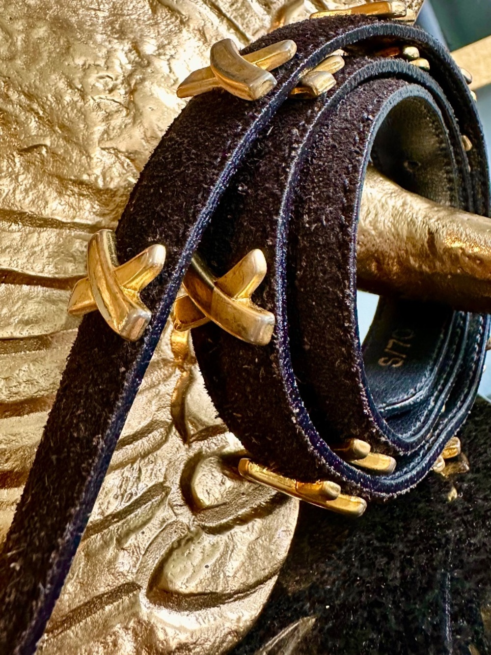 Paloma Picasso Hug & Kisses Suede Belt WMNS SZ 28 - Picture 3 of 15